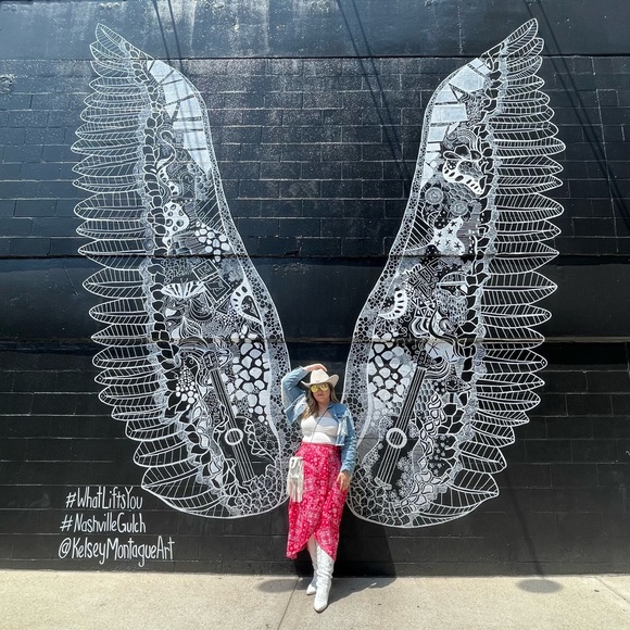 Meet your Posher, Jacci - Picture 3 of 11